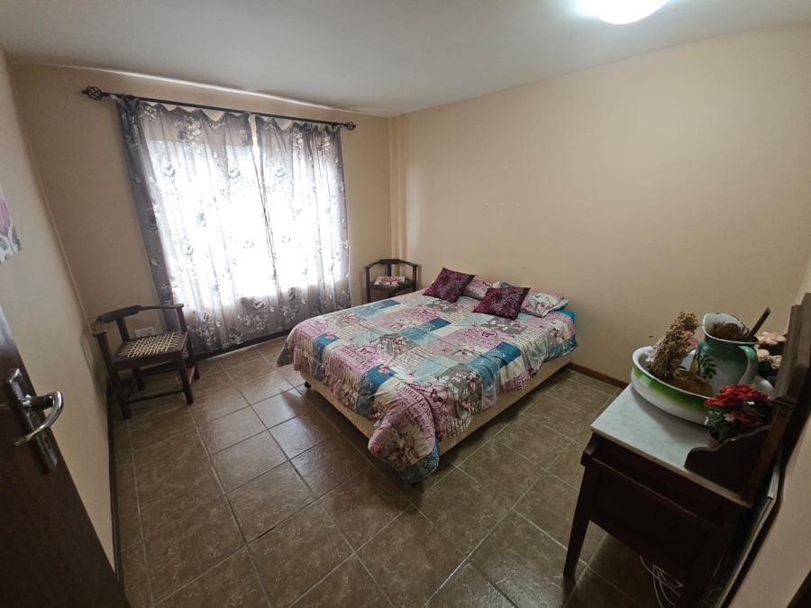 5 Bedroom Property for Sale in Stilbaai Wes Western Cape